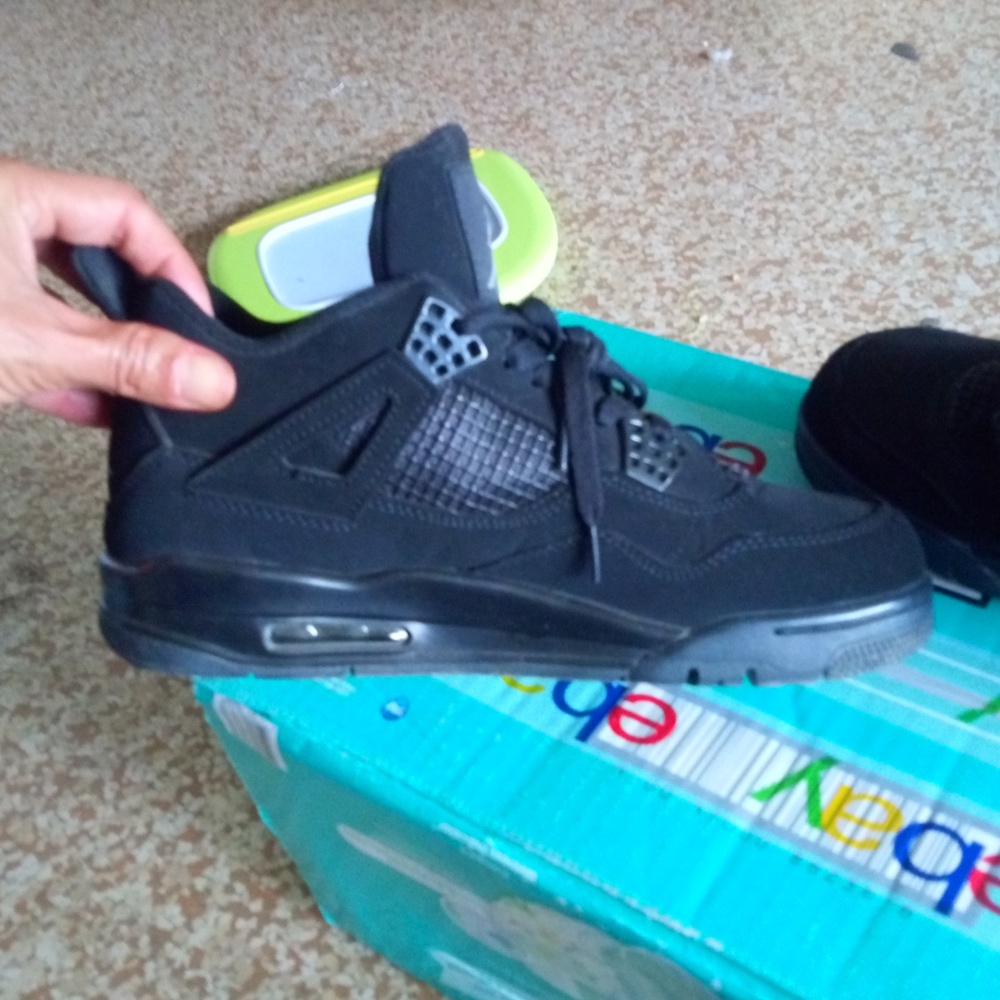 Jordan retro 4